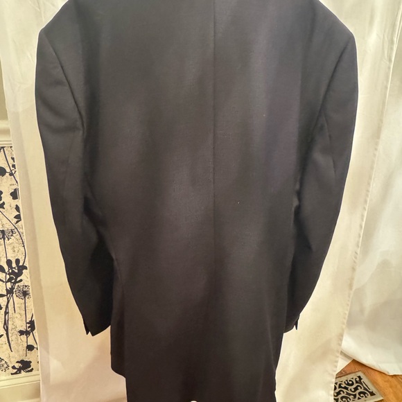 Elegant Navy Blazer for Men - Picture 2 of 5